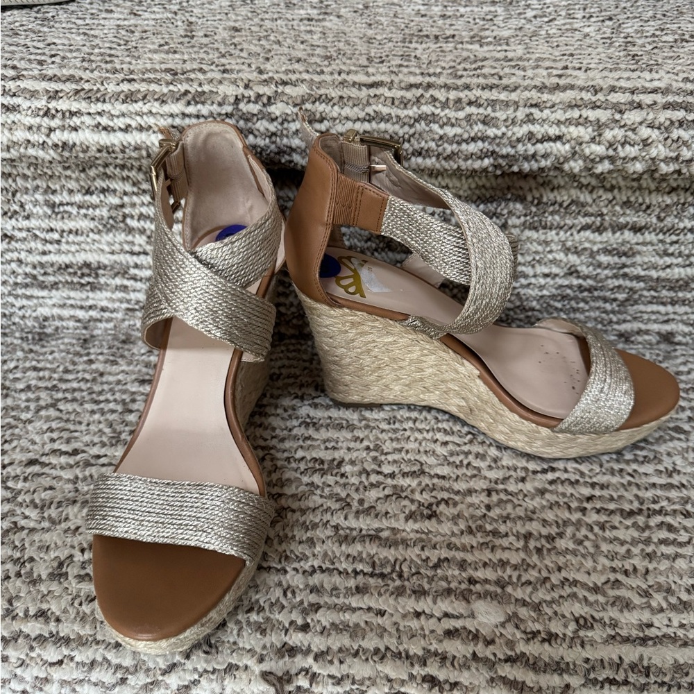 Fergalicious Espadrille women’s sandals